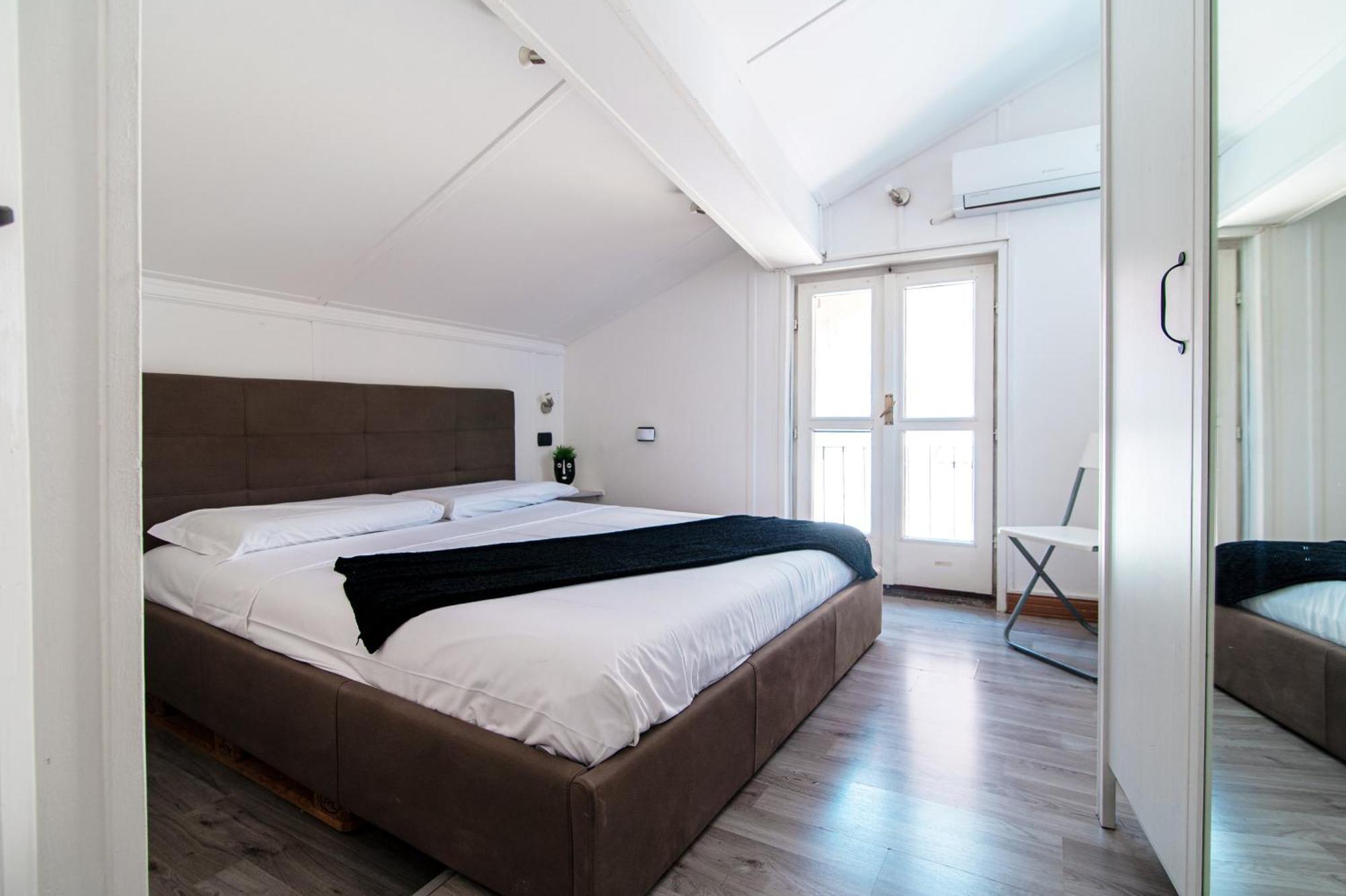 Joivy Al Duomo Guest House コモ エクステリア 写真